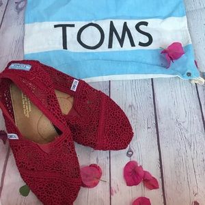 Red Lace TOMS!